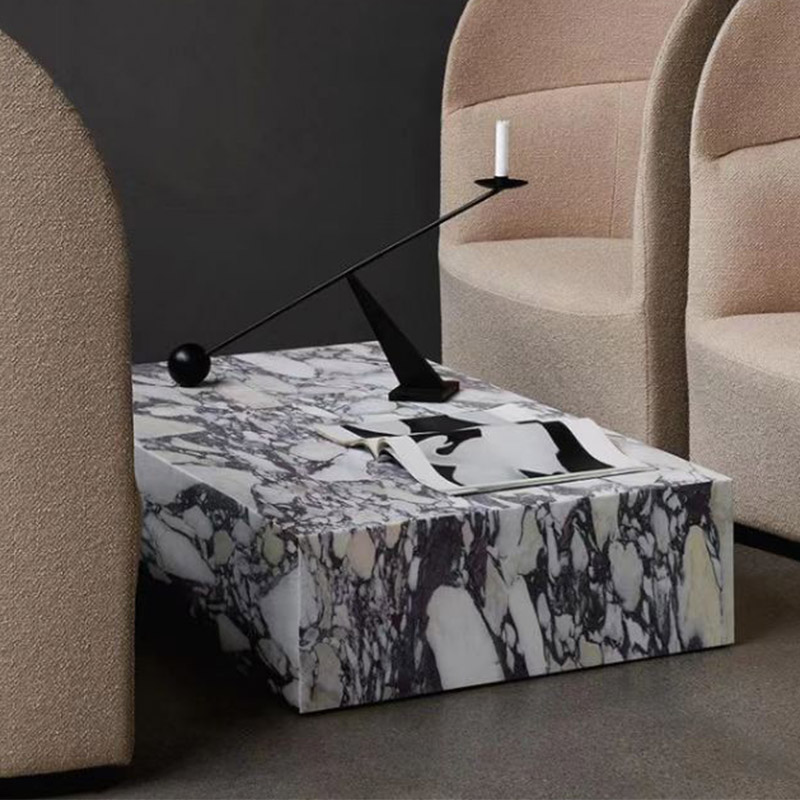 Comptoir de cuisine en marbre violet Calacatta Italie sur mesure
