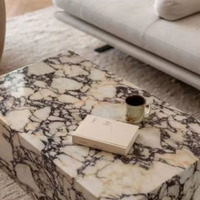 Comptoir de cuisine en marbre violet Calacatta Italie sur mesure