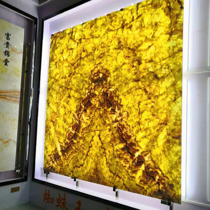 Mur de fond translucide de dalles d'onyx de jade d'araignée de glace