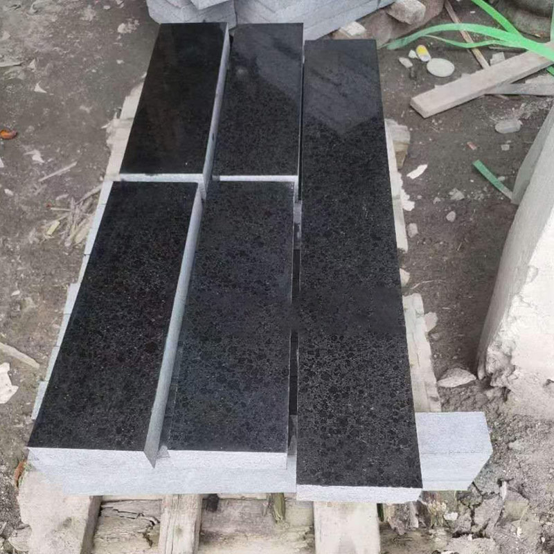 Tuiles de granit noir absolu de la Chine pour la décoration de jardin de paysage de jardin