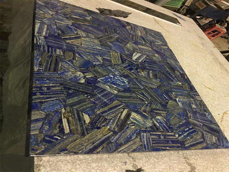 Pierres semi-précieuses de table de tuile de dalles de marbre de Lapis Lazuli à vendre