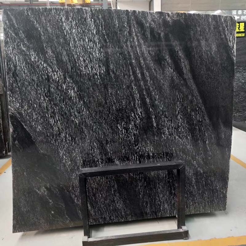 Granit noir avec des veines blanches Comptoir de dalle de granit Meteor