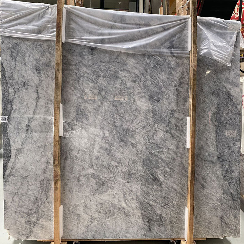Comptoirs en dalles de marbre gris royal