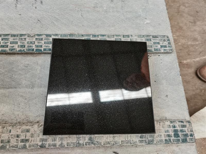Carrelage de comptoir en granit noir absolu