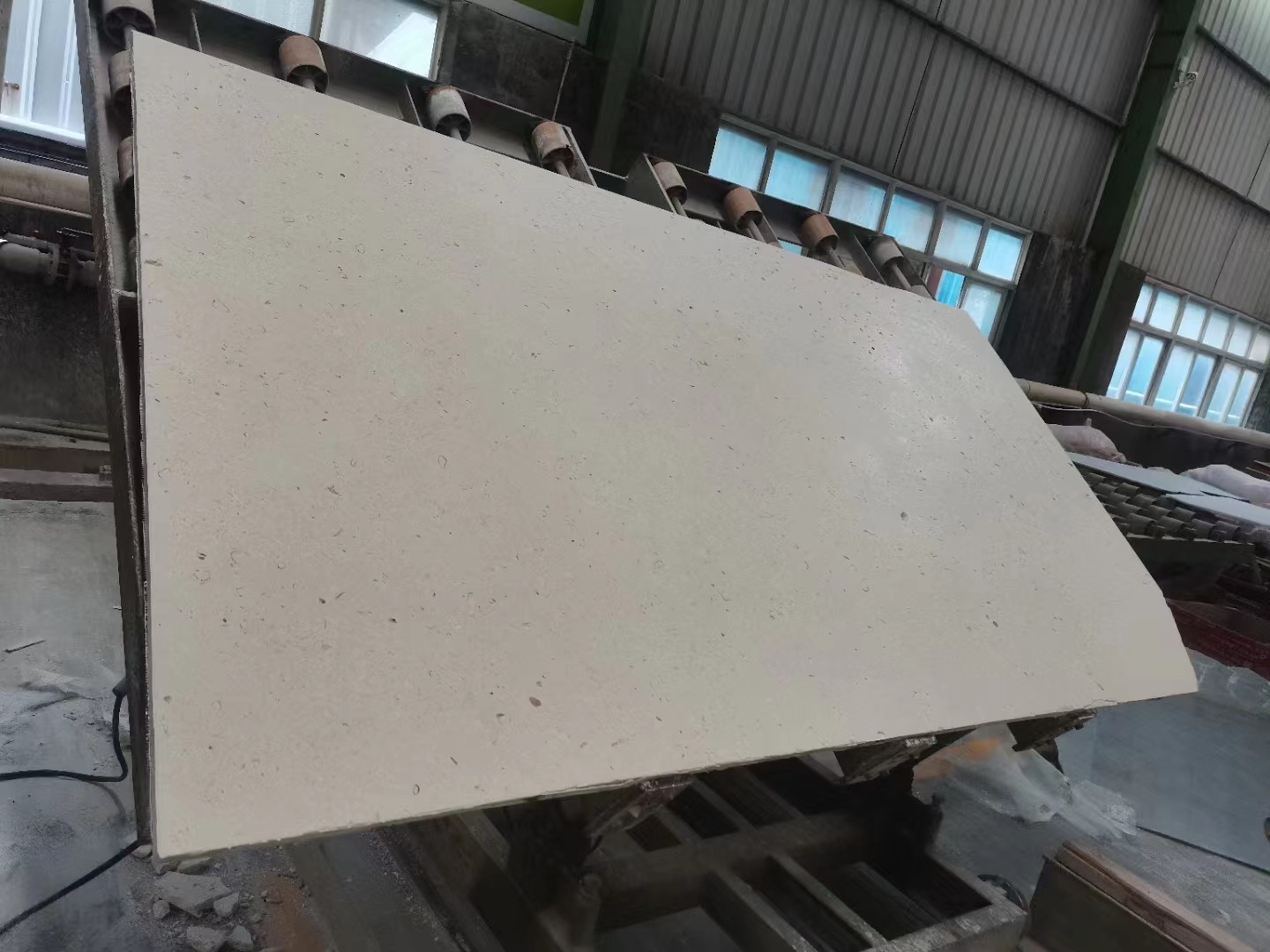 Comptoirs de dalle de calcaire de fromage blanc ivoire