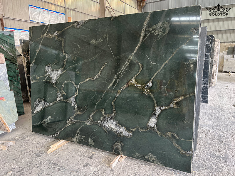 Island Verde slabs