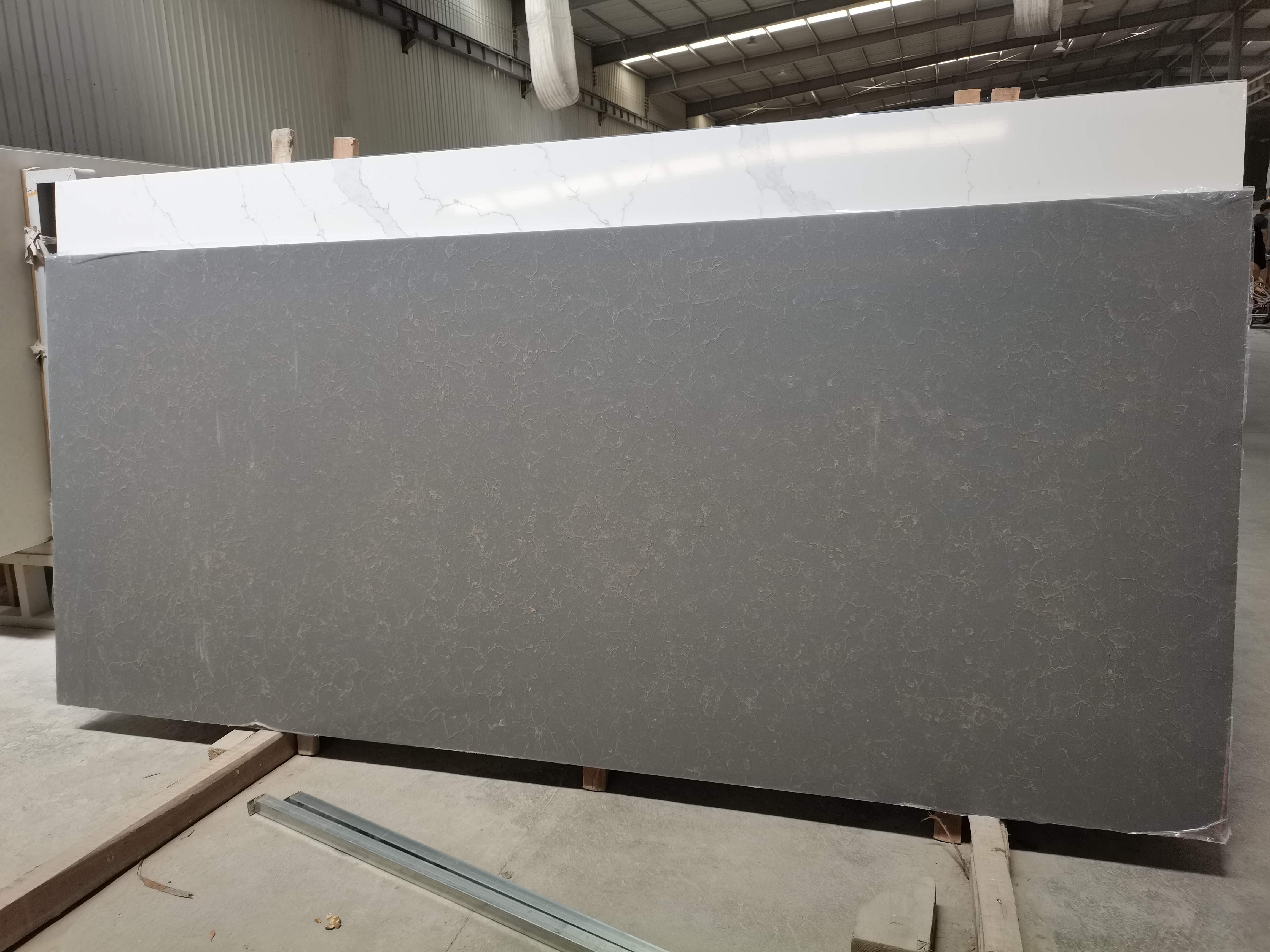 4041 Haldi Marble Quartz Slab