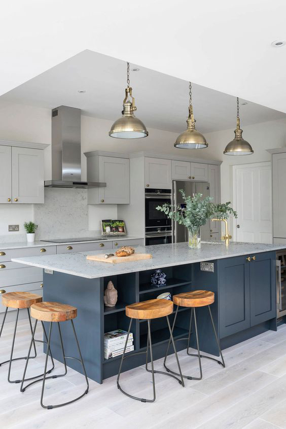 5025 Moon White Calacatta Quartz Countertops Customized