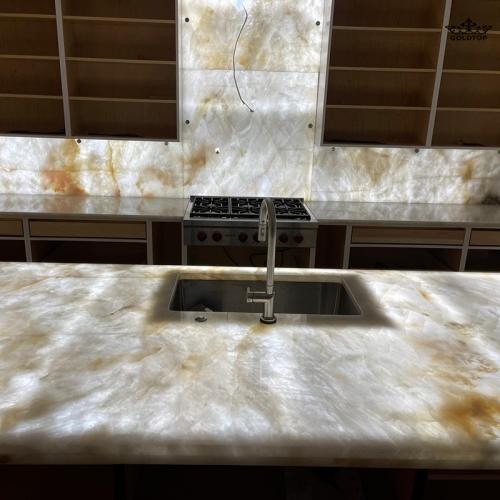 Cristallo Quartzite Countertops