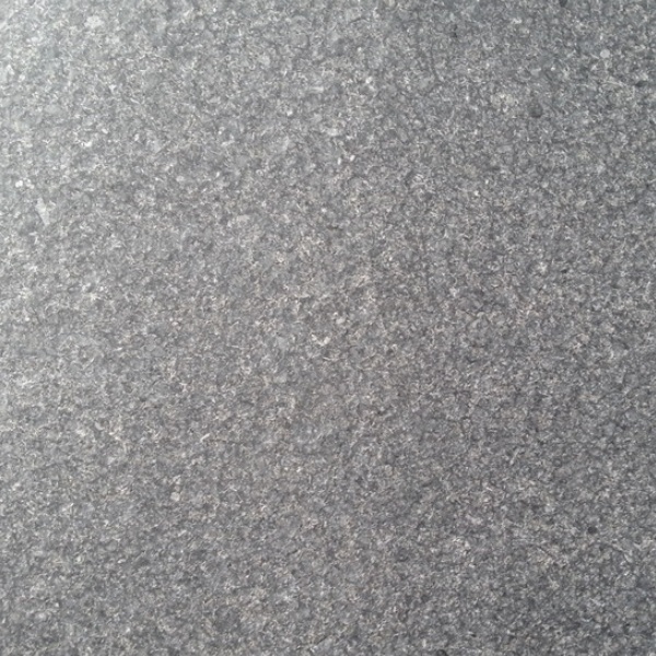G684 Basalte noir